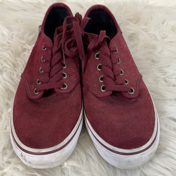 VANS Textured Burgundy Sneaker Size 9.5 - Picture 1 of 12